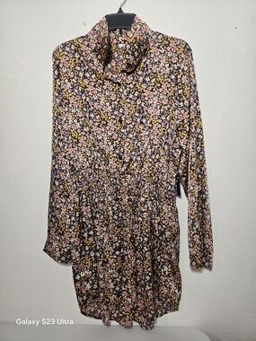 3rd + MALT M Women's Multicolor Floral Collared Smocked Short Long Sleeve Dress